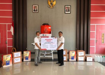 Cegah Covid-19, Pekerja Pertamina Bantu Masyarakat di Ring 1