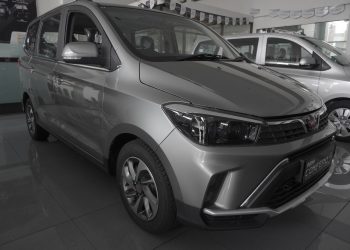 Wuling Seri Confero