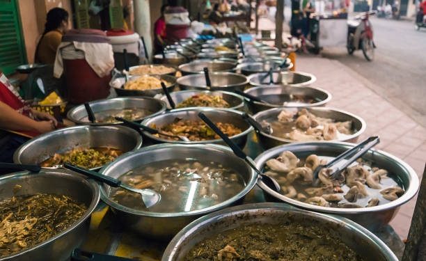 Pemerintah Siapkan Subsidi Warteg Rp 125 Juta, Berharap Masuk Marketplace 1 Pemerintah Siapkan Subsidi Warteg Rp 125 Juta, Berharap Masuk Marketplace