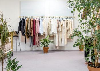 7 Brand Gamis Lokal Favorit 2021, Siap Belanja?