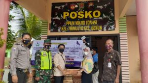 PT Charoen Pokphand Indonesia Salurkan 2,5 Ton Telur di Semarang dan Demak. Bantu warga Terdampak Pandemi Covid-19.