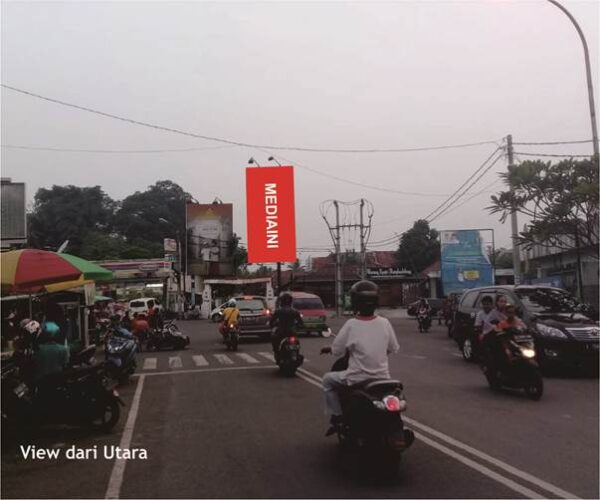 Sewa Billboard Jl. Rt. Hardiwinangun Traffic Light Perempatan Lampu Merah Rangkas Bitung