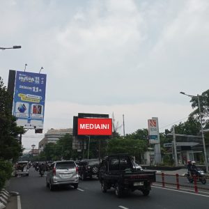 Sewa Billboard Ahmad Yani Kawasan Simpanglima depan RRI Semarang
