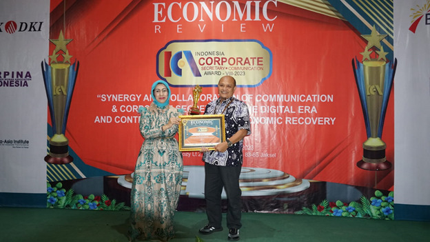 Kado Ulang Tahun Ke-60, Sekper Bank Jateng Raih Penghargaan Corporate Secretary Terbaik