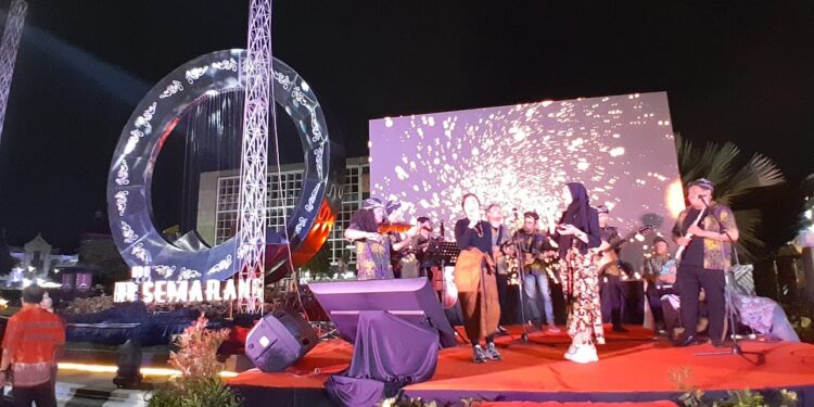 Meriahkan Peresmian Titik Nol Kota Semarang, Gondez Sajikan Komunitas Musik Keroncong Semarangan