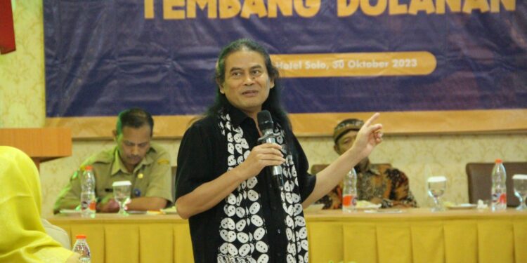 Gandeng Sanggar Greget, Dibudpar Surakarta Gelar Workshop Tembang Dolanan 1 Gandeng Sanggar Greget, Dibudpar Surakarta Gelar Workshop Tembang Dolanan