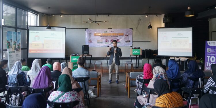 Roadshow Winning Ramadan Langkah J&T Cargo Ajak UMKM Optimalkan Bisnis 1 Roadshow Winning Ramadan Langkah J&T Cargo Ajak UMKM Optimalkan Bisnis