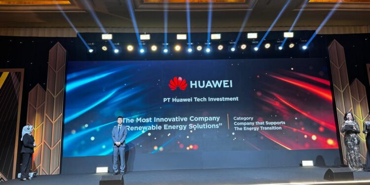 Dukung Transisi Energi, Huawei Dinilai Paling Inovatif Hadirkan Solusi Energi Terbarukan di Indonesia 1 Dukung Transisi Energi, Huawei Dinilai Paling Inovatif Hadirkan Solusi Energi Terbarukan di Indonesia