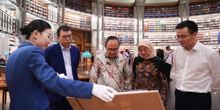 Menaker Apresiasi Kepatuhan Regulasi dan Kontribusi Pengembangan Talenta Digital Huawei di Indonesia 1 Menaker Apresiasi Kepatuhan Regulasi dan Kontribusi Pengembangan Talenta Digital Huawei di Indonesia