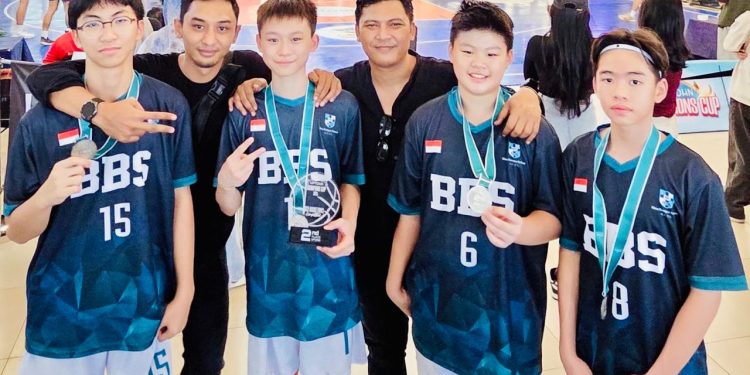 Raih Juara 2, Tim Bina Bangsa School Bangga Dengan Pencapaiannya 1 Raih Juara 2, Tim Bina Bangsa School Bangga Dengan Pencapaiannya