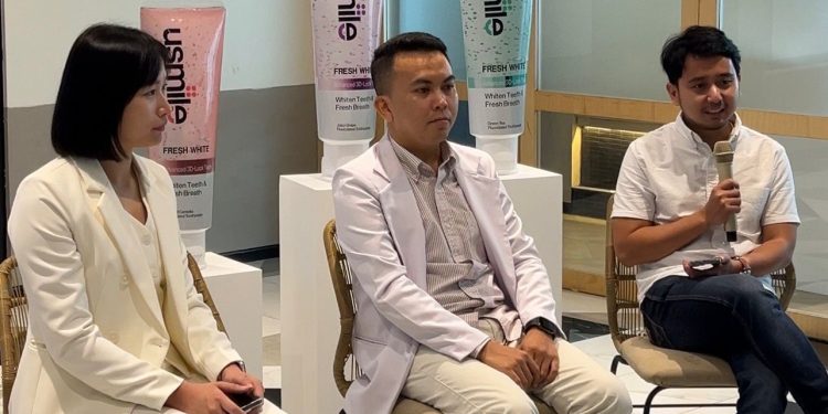 usmile Luncurkan Odol Parfum Pertama di Dunia usmile Fokus Luncurkan Pasta Gigi di Pasar ASEAN, Termasuk Indonesia 1 usmile Luncurkan Odol Parfum Pertama di Dunia usmile Fokus Luncurkan Pasta Gigi di Pasar ASEAN, Termasuk Indonesia