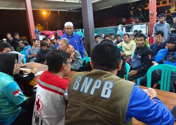Sebanyak 219 KK Terdampak Longsor Situkung Terima Bantuan Tahap 3 dari Pemerintah Melalui PMI