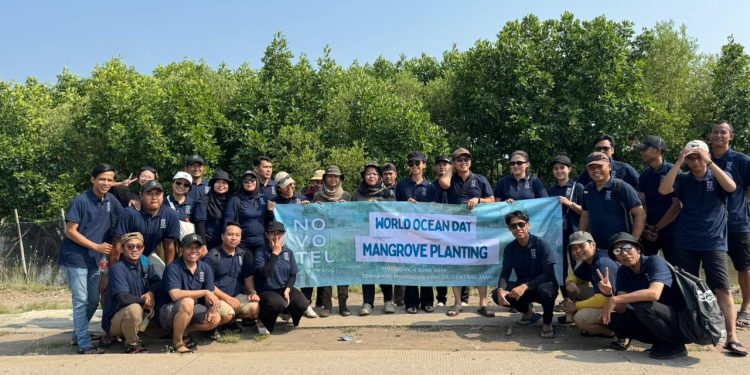 Peringati World Ocean Day, Novotel Semarang Wujudkan Komitmen Pelestarian Laut Melalui Penanaman Mangrove