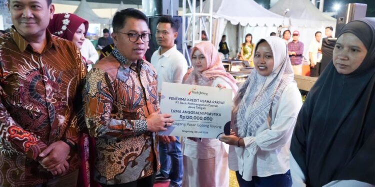 Bank Jateng Bersinergi Dorong UMKM Magelang Naik Kelas Lewat Pembiayaan KUR di Magelang Fair 2026 1 Bank Jateng Bersinergi Dorong UMKM Magelang Naik Kelas Lewat Pembiayaan KUR di Magelang Fair 2026