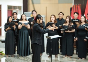 12 Pengaba Paduan Suara dari Lima Negara Asia Tenggara Satukan Harmoni di Manado