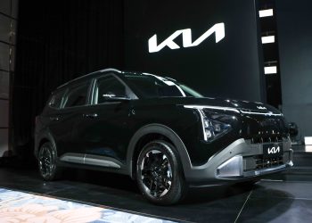 Seperempat Abad Bersama Carens, Kia Siapkan Masa Depan MPV Listrik