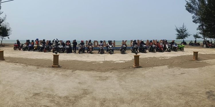 Touring New Dedengkot Brothers dan All Bikers Semarang ke Pantai Indah Kemangi Kendal, Perkuat Persaudaraan Komunitas Motor